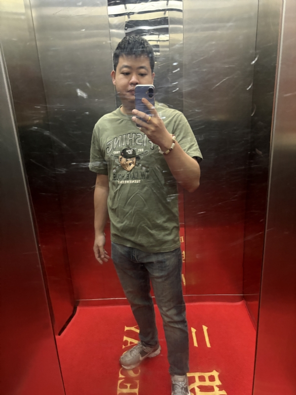 小张的第一张照片--珠海王婆说媒